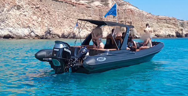 rent a boat in milos